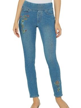 Belle by Kim Gravel Light Blue Embroidered Slim Jeggings